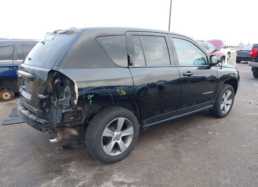 Photo 4 of 2016 Jeep Compass HIGH ALTITUDE EDITION (VIN 1C4NJDEB2GD745601)