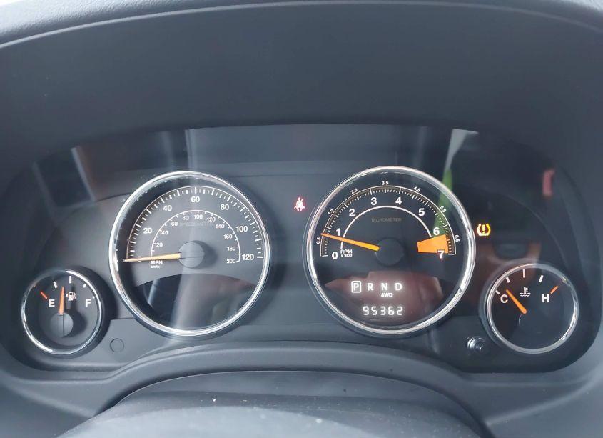 Photo 7 of 2016 Jeep Compass HIGH ALTITUDE EDITION (VIN 1C4NJDEB2GD745601)