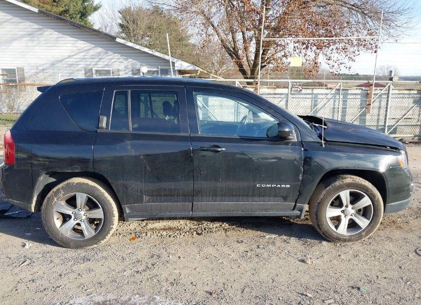 Photo 14 of 2017 Jeep Compass HIGH ALTITUDE 4X4 (VIN 1C4NJDEB2HD126580)