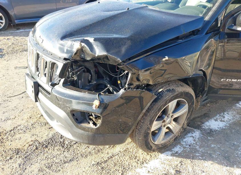 Photo 6 of 2017 Jeep Compass HIGH ALTITUDE 4X4 (VIN 1C4NJDEB2HD126580)