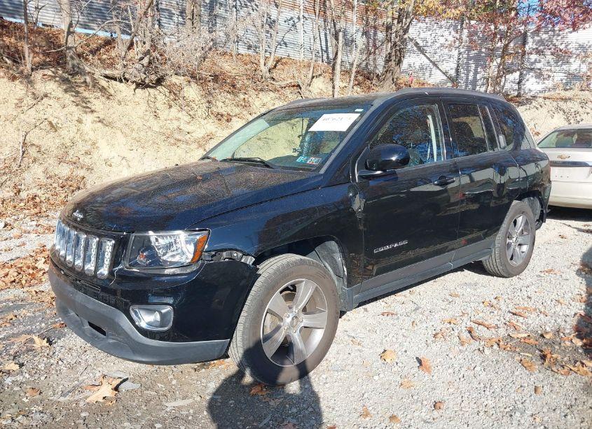 Photo 2 of 2017 Jeep Compass HIGH ALTITUDE 4X4 (VIN 1C4NJDEB2HD137160)