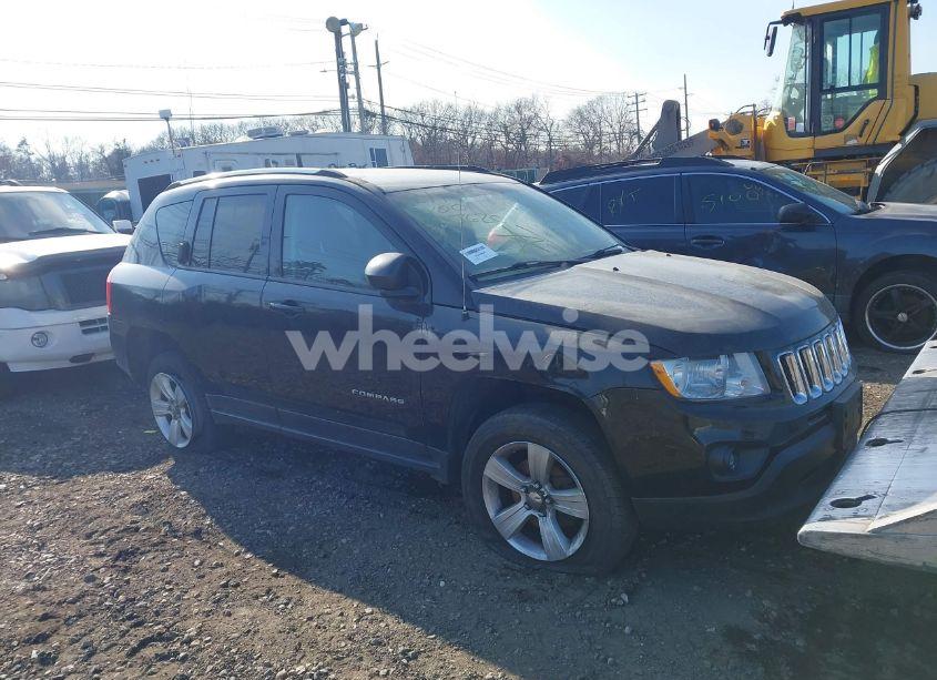 2012 Jeep Compass LATITUDE (VIN 1C4NJDEB3CD514359) main photo