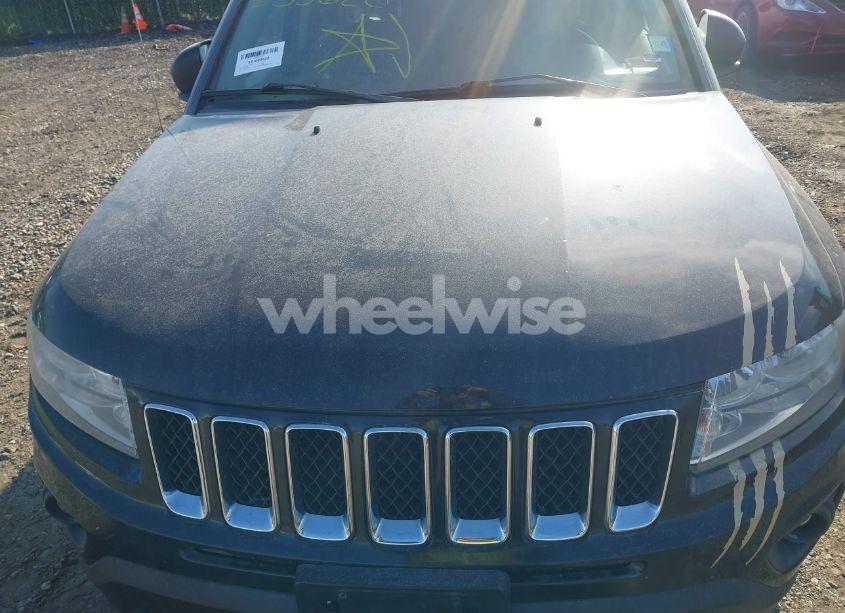 Photo 10 of 2012 Jeep Compass LATITUDE (VIN 1C4NJDEB3CD514359)