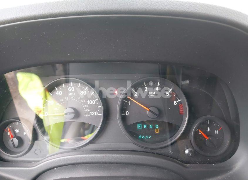 Photo 7 of 2012 Jeep Compass LATITUDE (VIN 1C4NJDEB3CD547670)