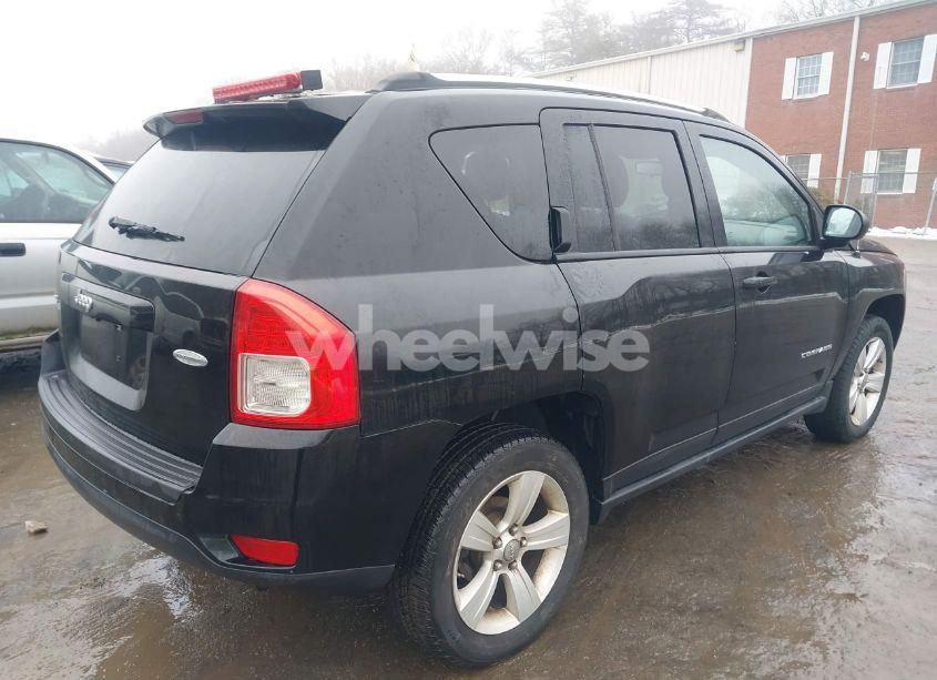 Photo 4 of 2012 Jeep Compass LATITUDE (VIN 1C4NJDEB3CD616308)