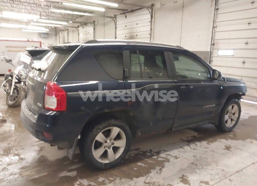 Photo 4 of 2012 Jeep Compass LATITUDE (VIN 1C4NJDEB3CD658820)