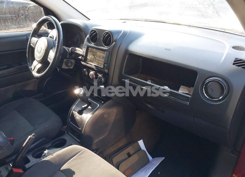 Photo 5 of 2013 Jeep Compass LATITUDE (VIN 1C4NJDEB3DD186328)