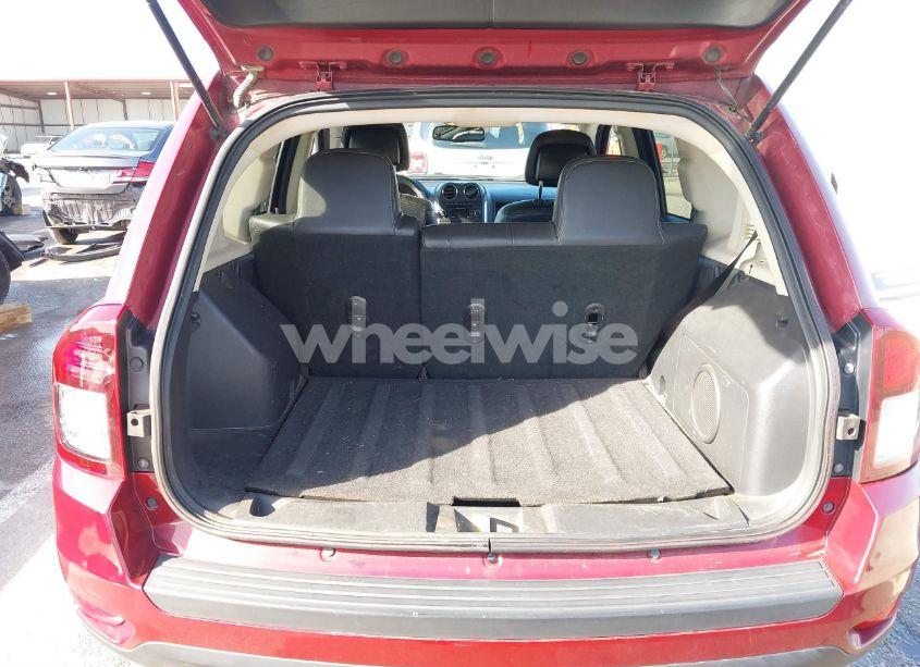 Photo 17 of 2014 Jeep Compass LATITUDE (VIN 1C4NJDEB3ED501601)