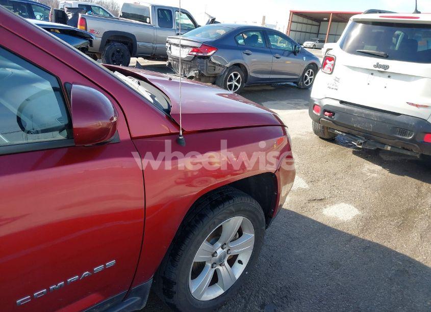 Photo 20 of 2014 Jeep Compass LATITUDE (VIN 1C4NJDEB3ED501601)