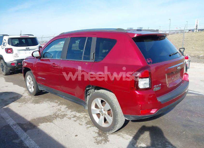 Photo 3 of 2014 Jeep Compass LATITUDE (VIN 1C4NJDEB3ED501601)