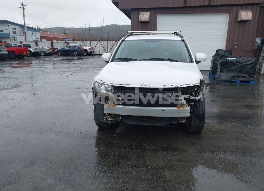 Photo 13 of 2014 Jeep Compass LATITUDE (VIN 1C4NJDEB3ED722471)