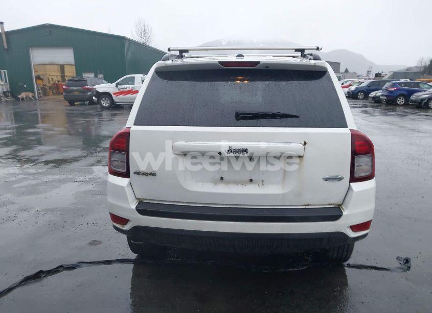 Photo 17 of 2014 Jeep Compass LATITUDE (VIN 1C4NJDEB3ED722471)