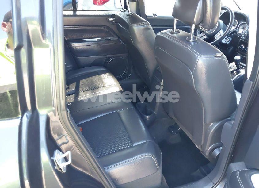 Photo 8 of 2014 Jeep Compass LATITUDE (VIN 1C4NJDEB3ED816351)