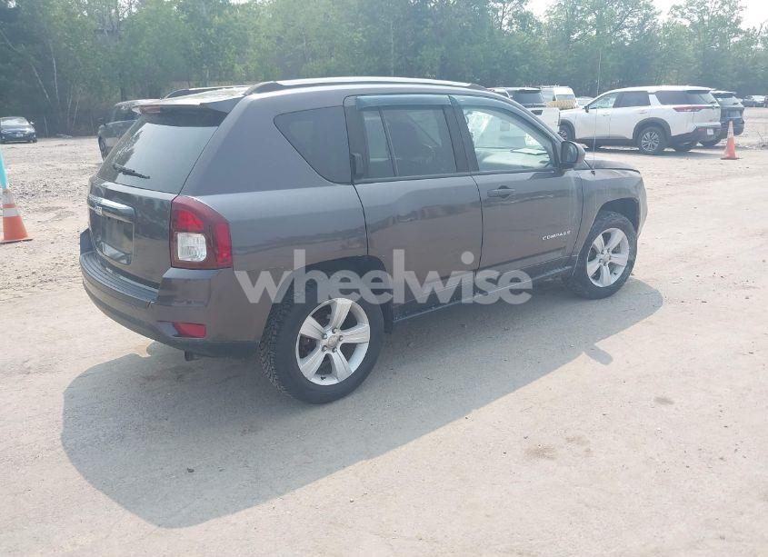 Photo 4 of 2014 Jeep Compass LATITUDE (VIN 1C4NJDEB3ED904770)
