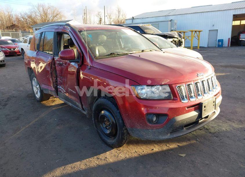 2016 Jeep Compass LATITUDE (VIN 1C4NJDEB3GD541776) main photo