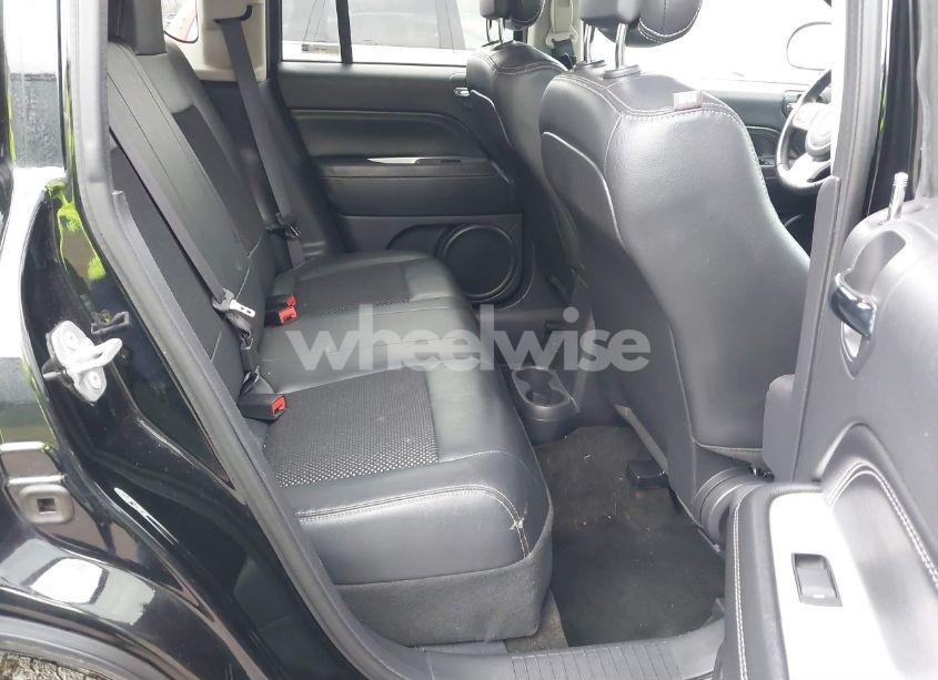 Photo 8 of 2016 Jeep Compass LATITUDE (VIN 1C4NJDEB3GD663831)