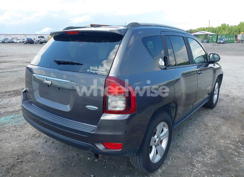 Photo 4 of 2016 Jeep Compass LATITUDE (VIN 1C4NJDEB3GD713675)
