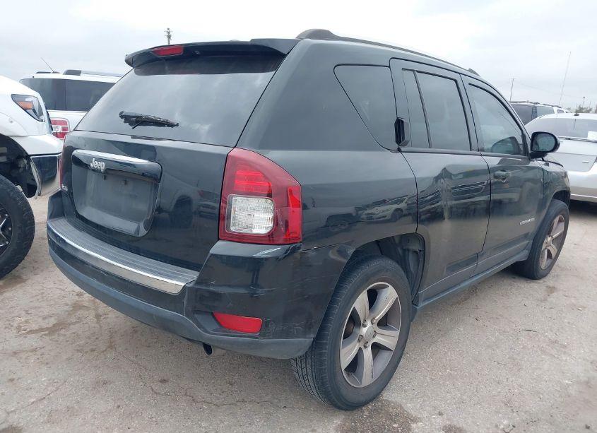 Photo 4 of 2017 Jeep Compass HIGH ALTITUDE 4X4 (VIN 1C4NJDEB3HD100473)