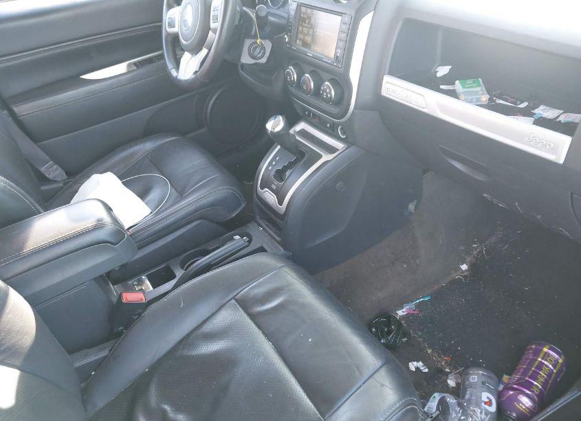 Photo 5 of 2017 Jeep Compass HIGH ALTITUDE 4X4 (VIN 1C4NJDEB3HD128466)