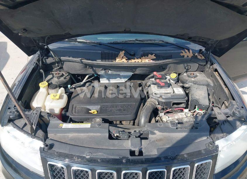 Photo 10 of 2013 Jeep Compass LATITUDE (VIN 1C4NJDEB4DD108799)