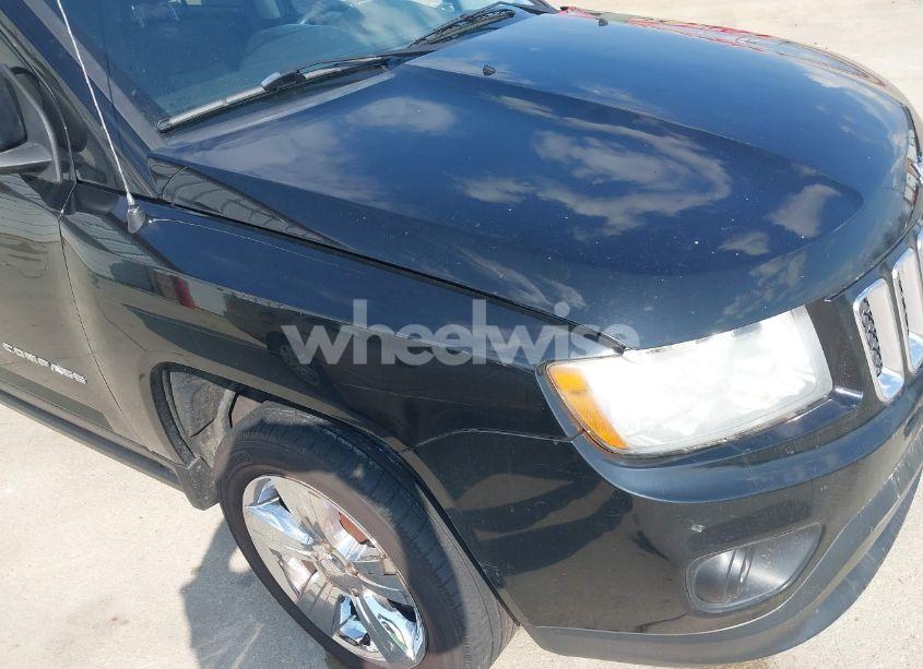 Photo 6 of 2013 Jeep Compass LATITUDE (VIN 1C4NJDEB4DD108799)