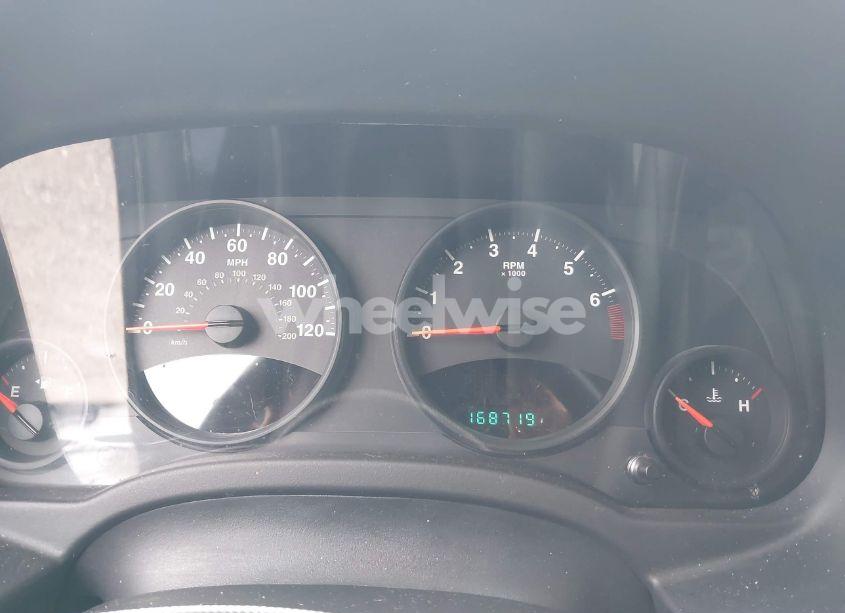 Photo 7 of 2013 Jeep Compass LATITUDE (VIN 1C4NJDEB4DD108799)