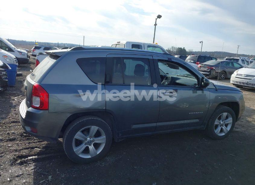 Photo 6 of 2013 Jeep Compass LATITUDE (VIN 1C4NJDEB4DD246116)