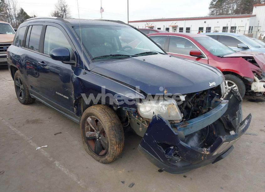 2014 Jeep Compass LATITUDE (VIN 1C4NJDEB4ED641852) main photo