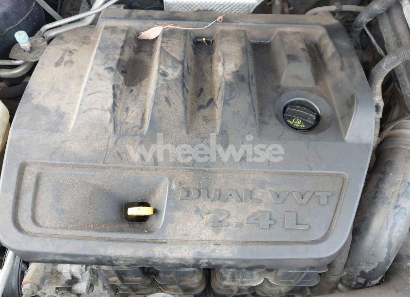 Photo 10 of 2014 Jeep Compass LATITUDE (VIN 1C4NJDEB4ED641852)