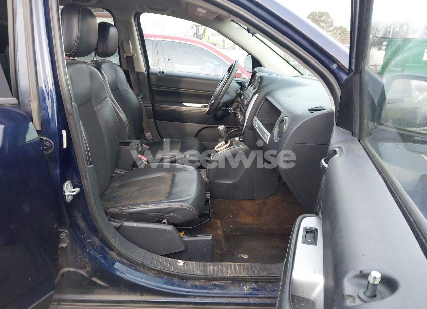 Photo 5 of 2014 Jeep Compass LATITUDE (VIN 1C4NJDEB4ED641852)