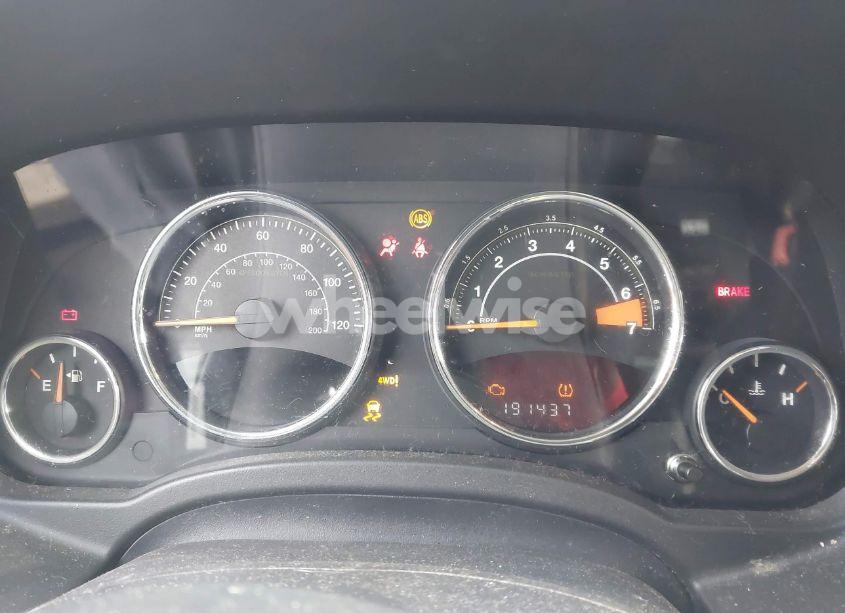 Photo 7 of 2014 Jeep Compass LATITUDE (VIN 1C4NJDEB4ED641852)