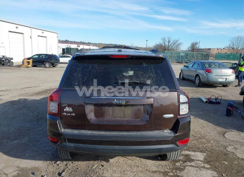Photo 16 of 2014 Jeep Compass LATITUDE (VIN 1C4NJDEB4ED642175)