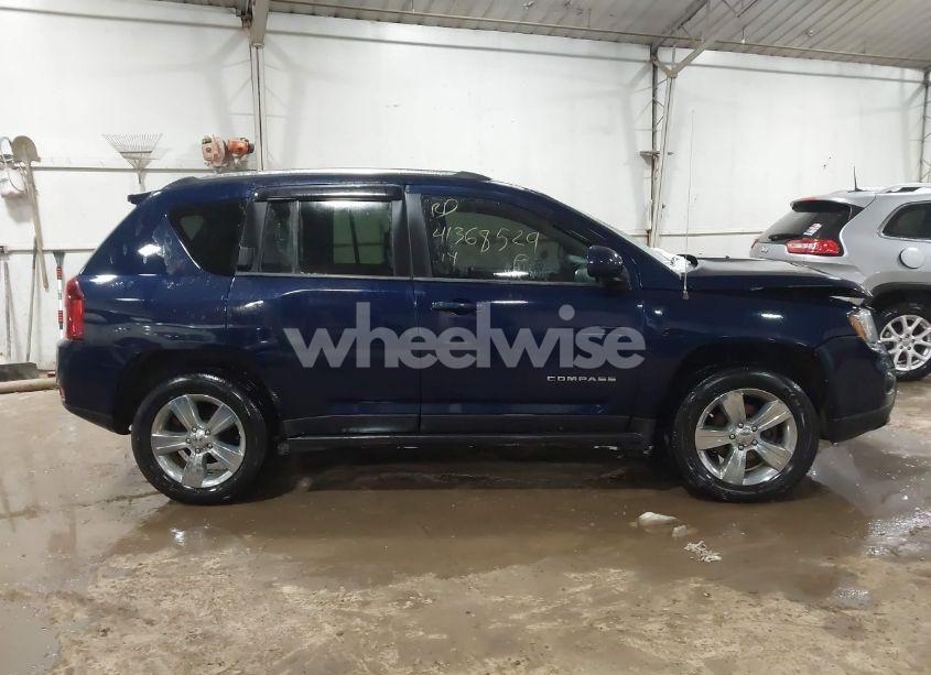 Photo 13 of 2014 Jeep Compass LATITUDE (VIN 1C4NJDEB4ED788172)