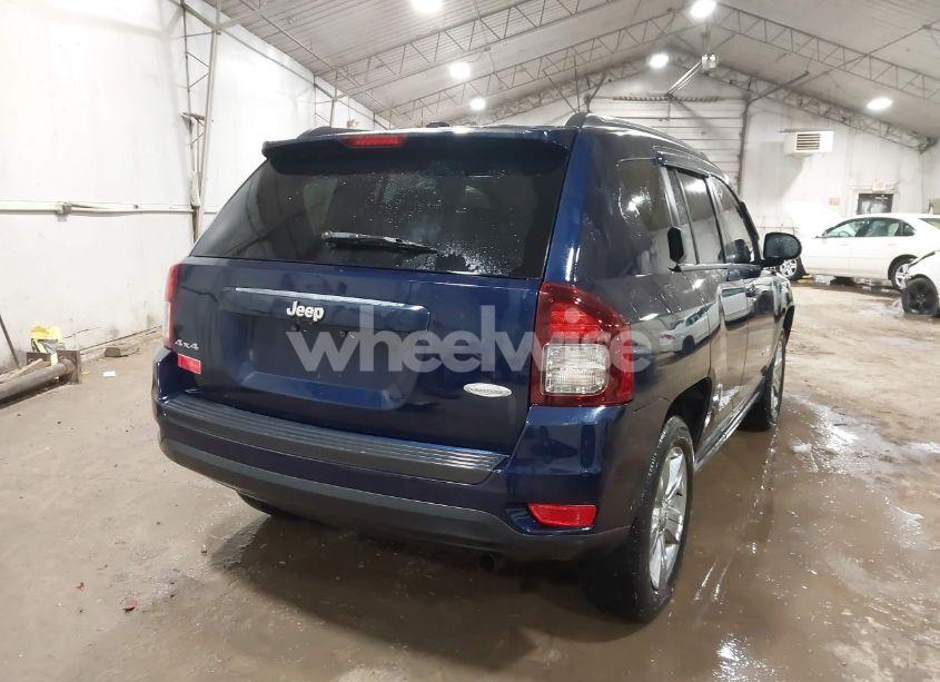 Photo 4 of 2014 Jeep Compass LATITUDE (VIN 1C4NJDEB4ED788172)