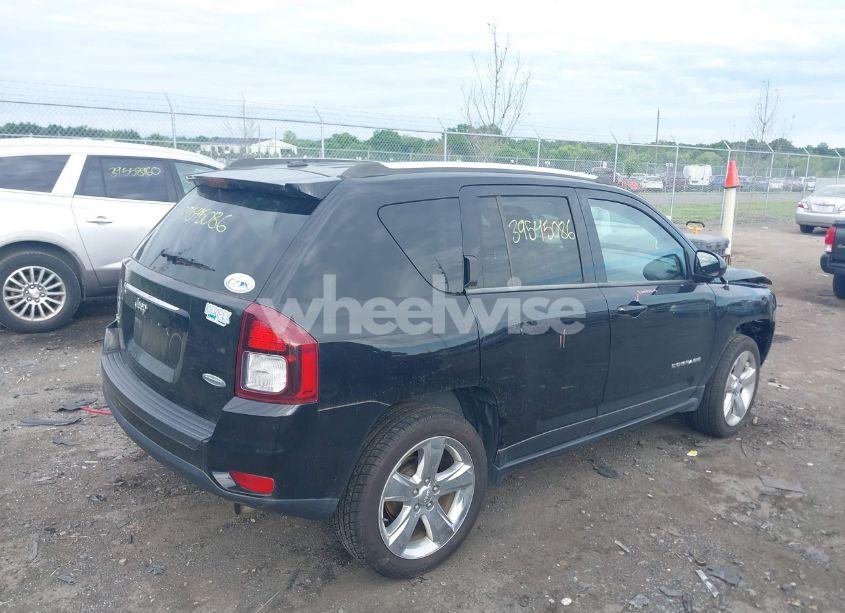 Photo 4 of 2014 Jeep Compass LATITUDE (VIN 1C4NJDEB4ED810817)