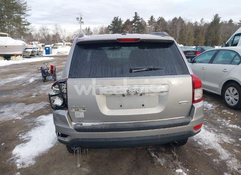 Photo 11 of 2014 Jeep Compass LATITUDE (VIN 1C4NJDEB4ED816200)