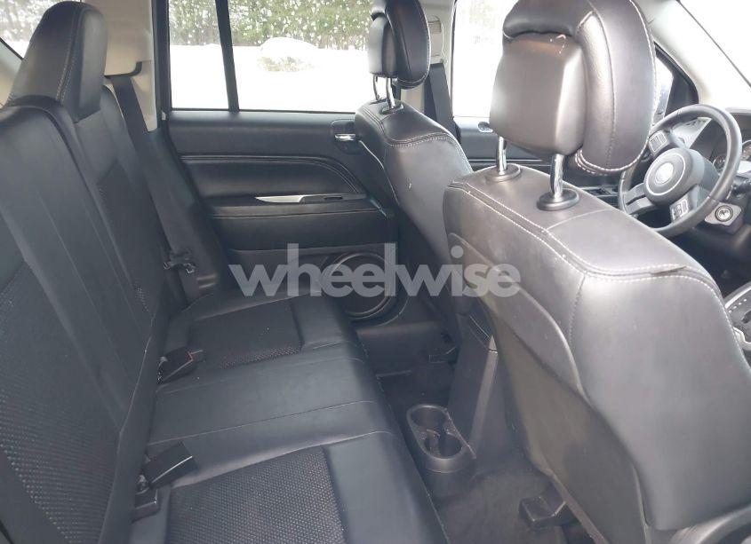 Photo 8 of 2014 Jeep Compass LATITUDE (VIN 1C4NJDEB4ED816200)