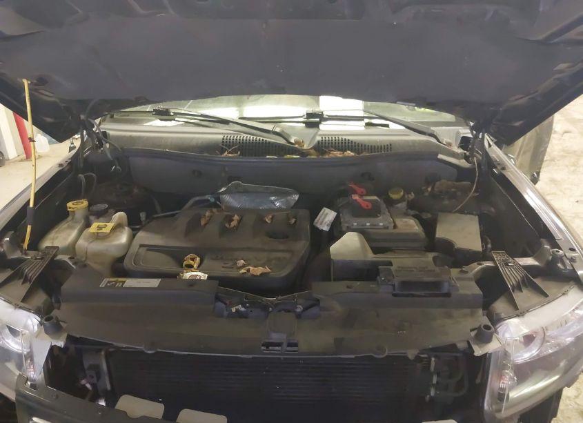 Photo 10 of 2014 Jeep Compass LATITUDE (VIN 1C4NJDEB4ED885744)