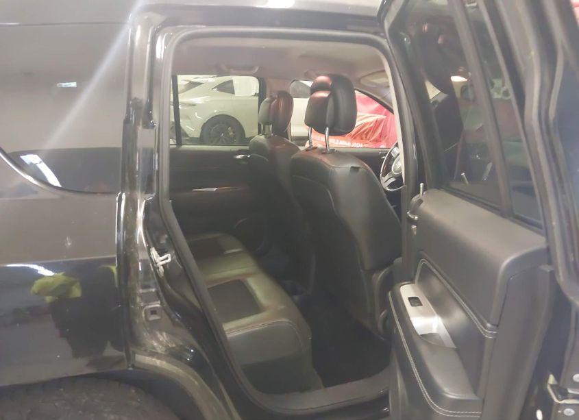 Photo 8 of 2014 Jeep Compass LATITUDE (VIN 1C4NJDEB4ED885744)