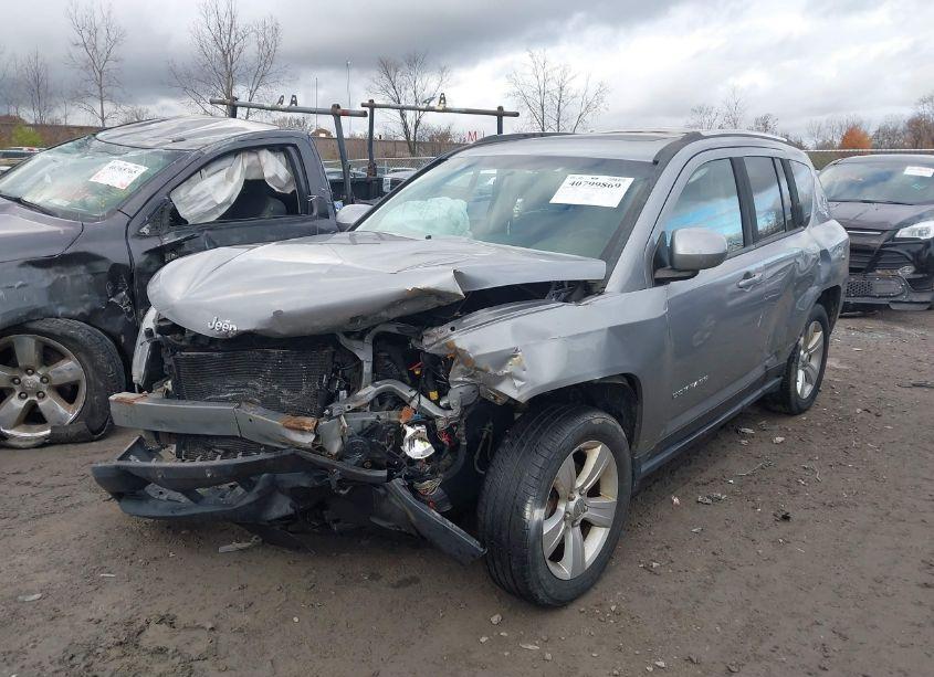 Photo 2 of 2015 Jeep Compass HIGH ALTITUDE EDITION (VIN 1C4NJDEB4FD120650)