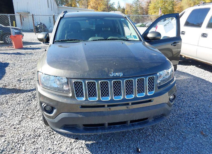 Photo 6 of 2015 Jeep Compass LATITUDE (VIN 1C4NJDEB4FD307788)