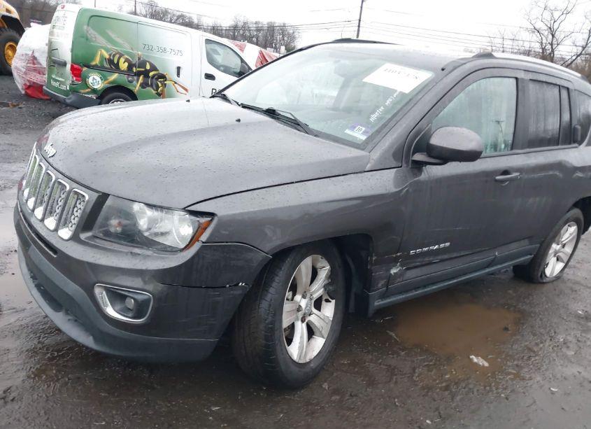 Photo 17 of 2015 Jeep Compass HIGH ALTITUDE EDITION (VIN 1C4NJDEB4FD385875)