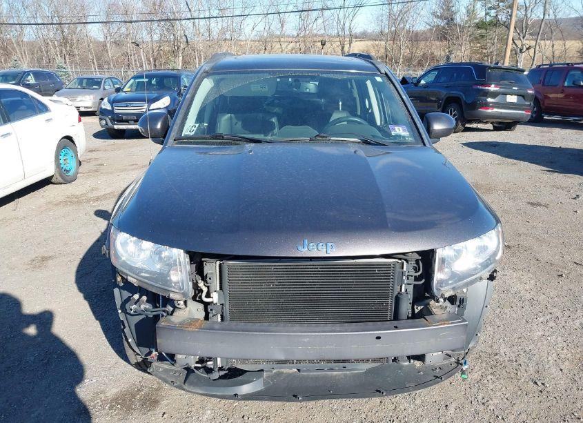 Photo 13 of 2015 Jeep Compass HIGH ALTITUDE EDITION (VIN 1C4NJDEB4FD425565)