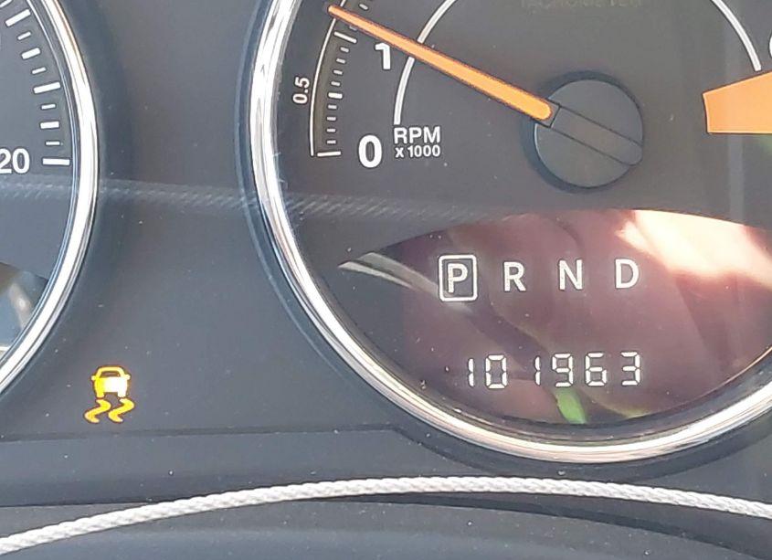 Photo 16 of 2015 Jeep Compass HIGH ALTITUDE EDITION (VIN 1C4NJDEB4FD425565)