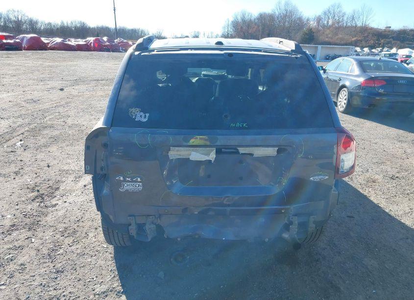 Photo 17 of 2015 Jeep Compass HIGH ALTITUDE EDITION (VIN 1C4NJDEB4FD425565)