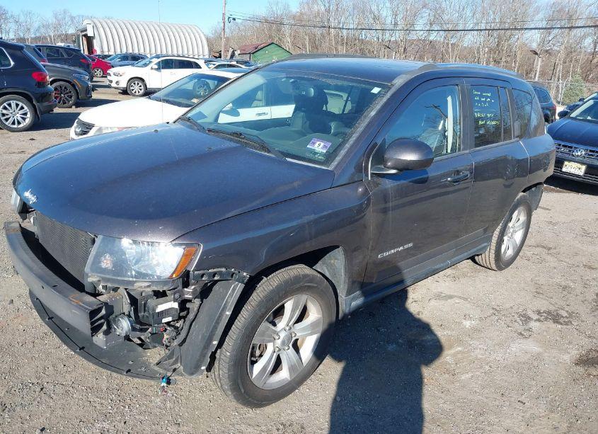 Photo 2 of 2015 Jeep Compass HIGH ALTITUDE EDITION (VIN 1C4NJDEB4FD425565)