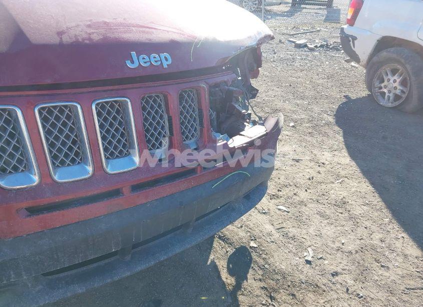 Photo 18 of 2016 Jeep Compass LATITUDE (VIN 1C4NJDEB4GD663305)