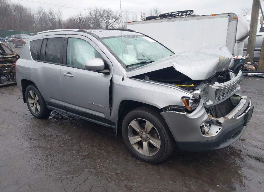 2017 Jeep Compass HIGH ALTITUDE 4X4 (VIN 1C4NJDEB4HD113121) main photo