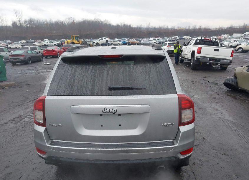 Photo 16 of 2017 Jeep Compass HIGH ALTITUDE 4X4 (VIN 1C4NJDEB4HD113121)