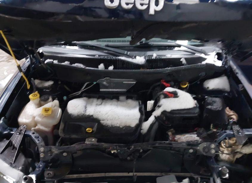 Photo 10 of 2017 Jeep Compass HIGH ALTITUDE 4X4 (VIN 1C4NJDEB4HD153425)